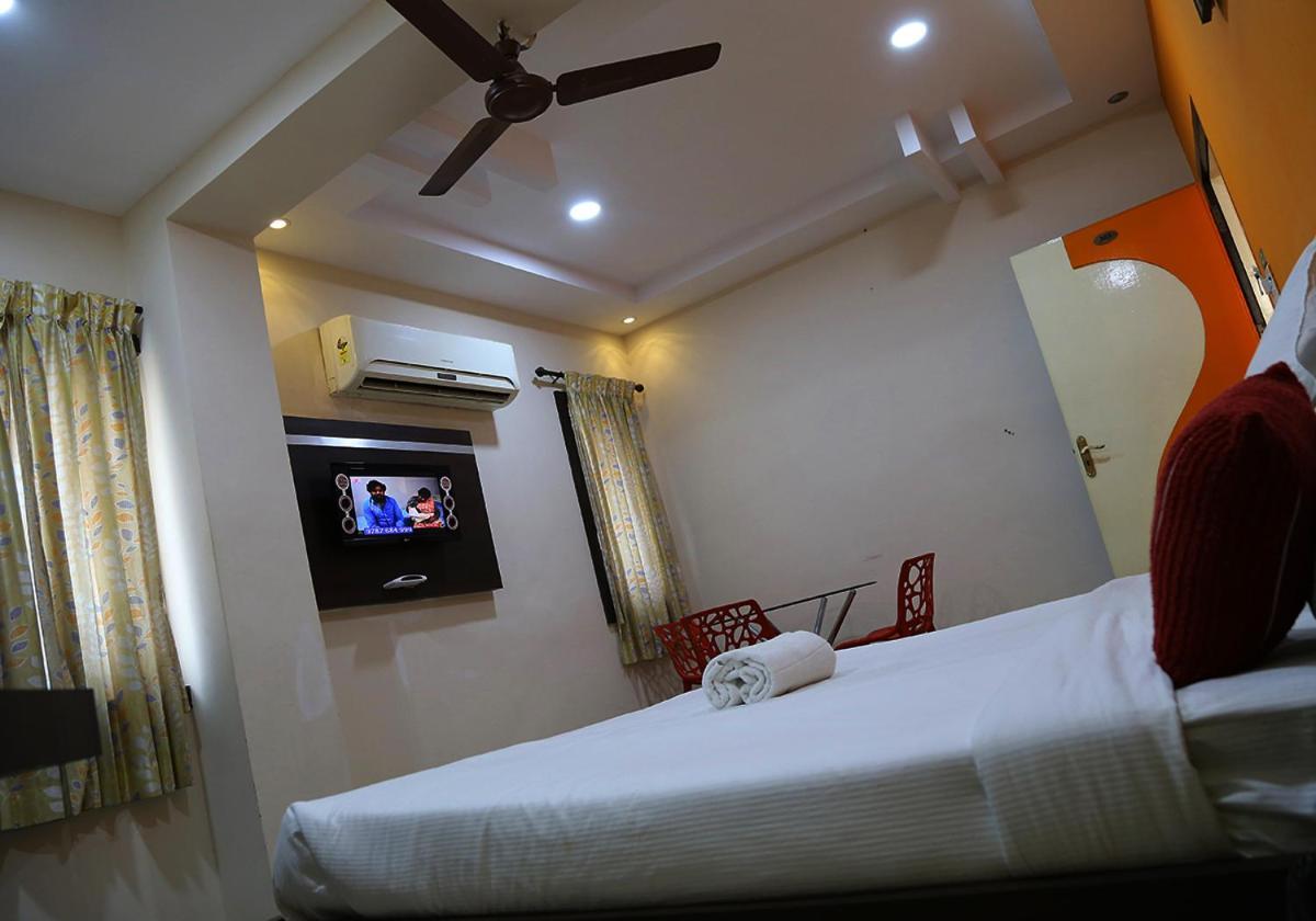 Landmaark Hotels Tiruppur Extérieur photo