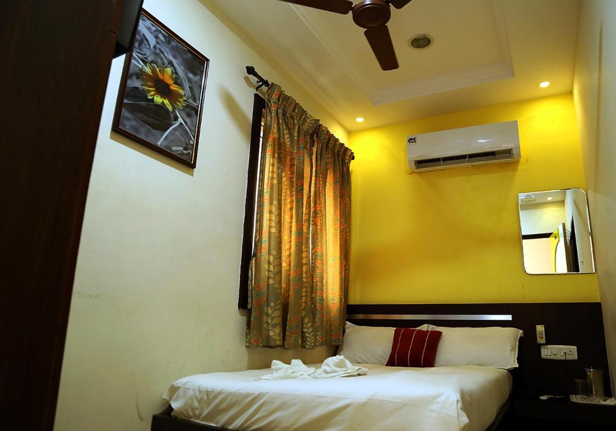 Landmaark Hotels Tiruppur Extérieur photo